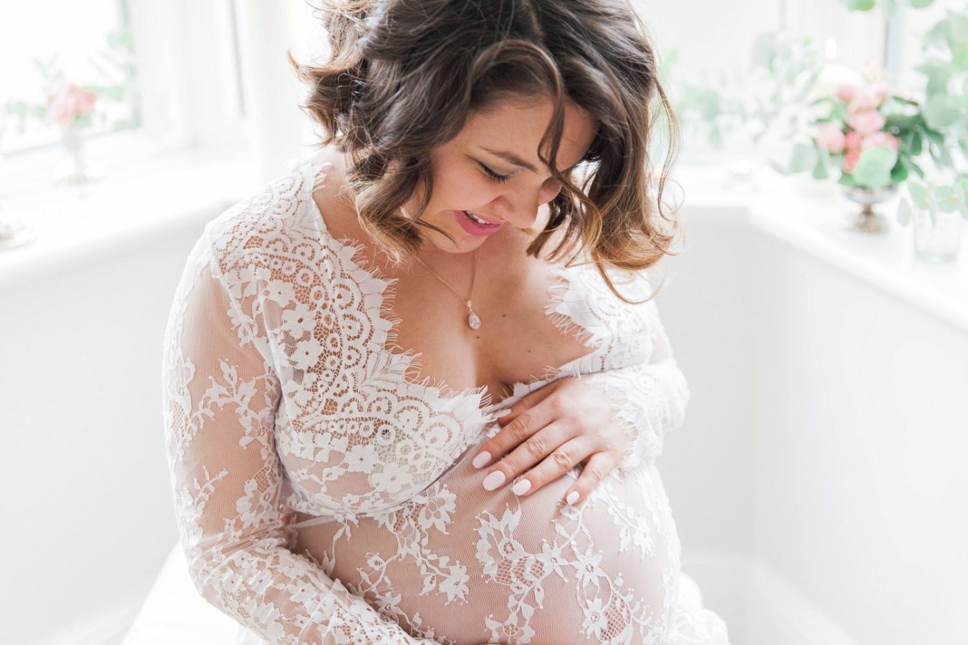 Luxury maternity photogapher by Maxeen Kim